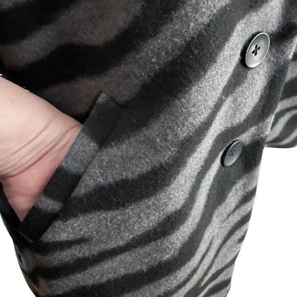 NWT TORRID 0 Jacquard Blazer Style Coat L/12 Black Gray Tiger Zebra Animal Print - Picture 7 of 16